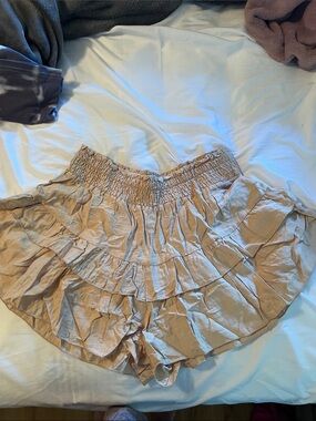 SHEIN Beige Tiered Ruffle Skort